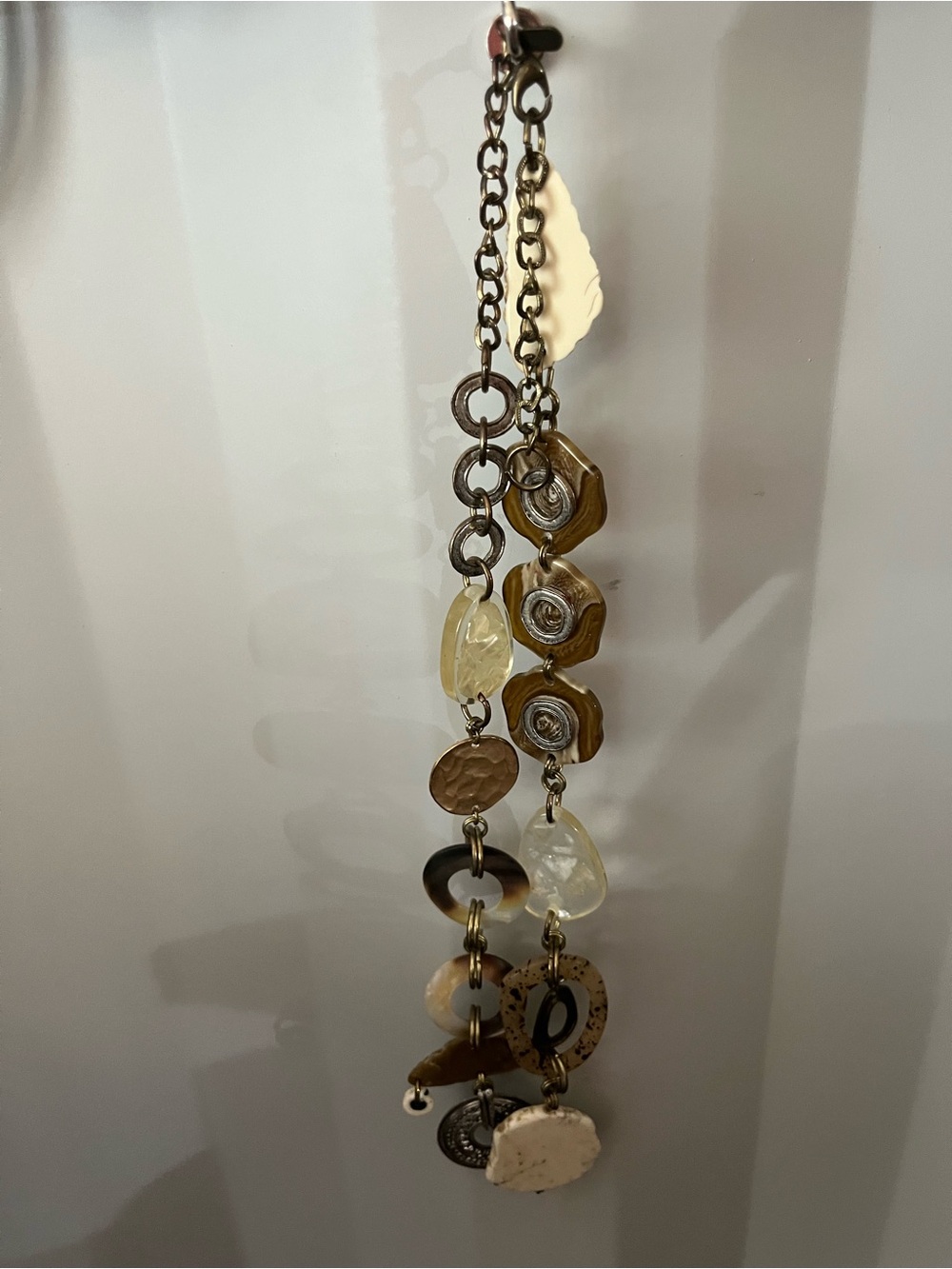 Layered Neutral Stone & Metal Pendant Necklace - Cream & Gold Accents